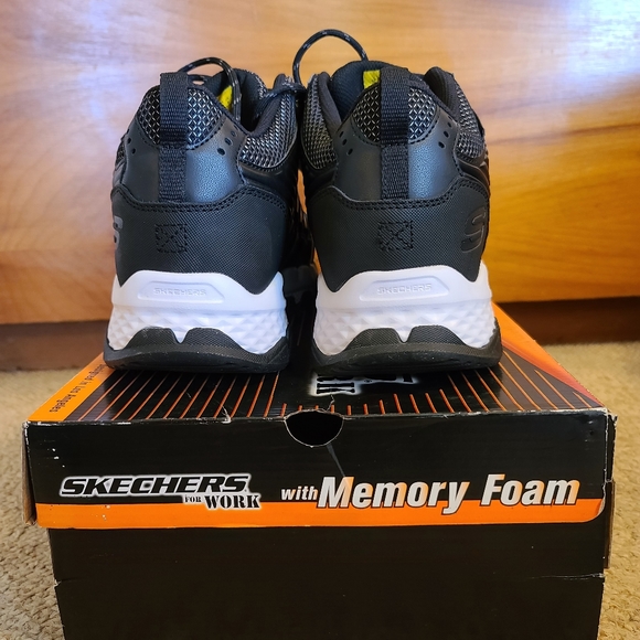 Skechers Men's Work Queznell Steel Toe WP Black & White Lace Up Shoes - Picture 7 of 9